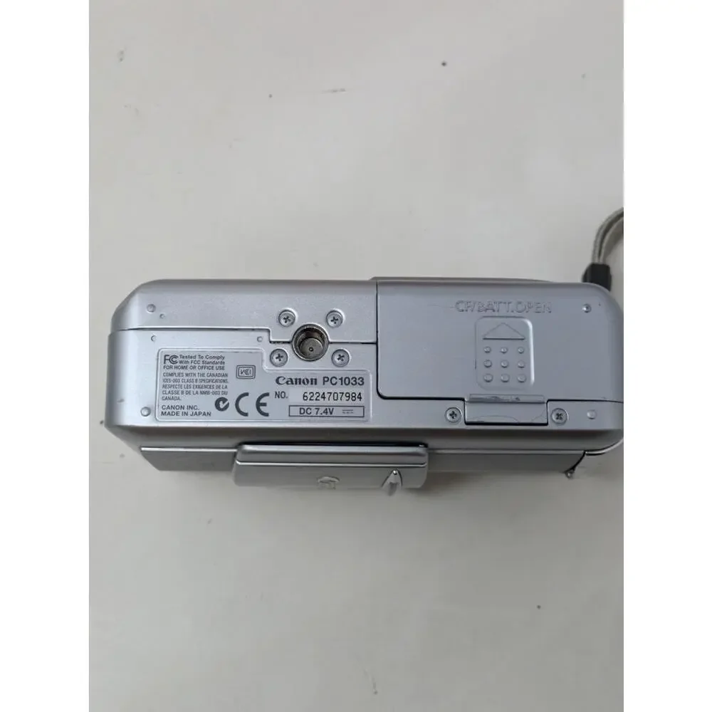 Canon Power Shot S45 AIAF Megapixels 4.0 Digital Camera PC1033-For Parts - Picture 8 of 11